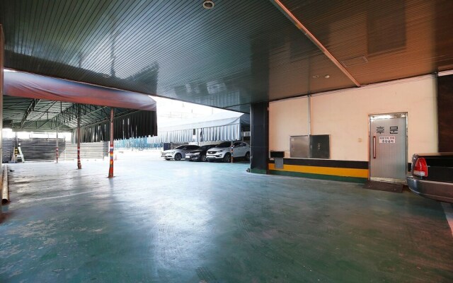 Nonsan Titanic Motel