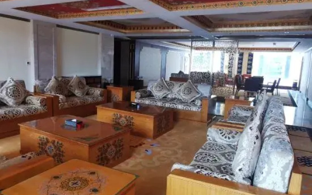 Jiangzi Nyangchu Manor House Hotel