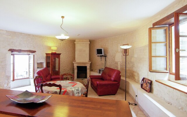 Luxury Apartment With Terrace, Sauna, Tennis, and Heated Pool