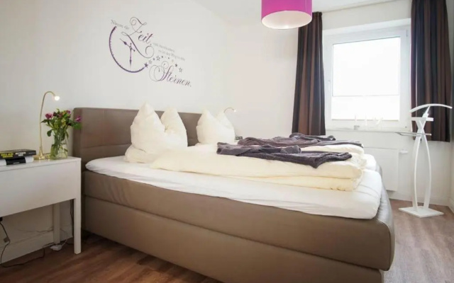 Duenenpark-Heiligenhafen-Haus-Duenengras-Wohnung-11-Duenenlounge