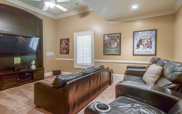 23 Pelican 6 Bedroom Home