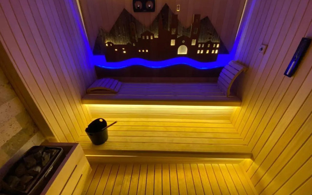 Elia Suites