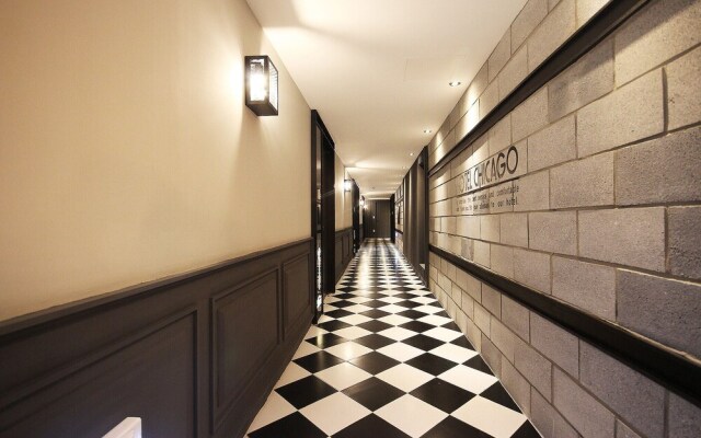 Adena Hotel