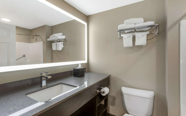 Best Western Plus Grant Creek Inn