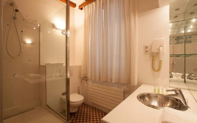 Alba Hotel