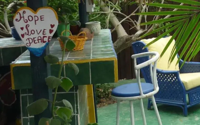 Asal Bed And Breakfast