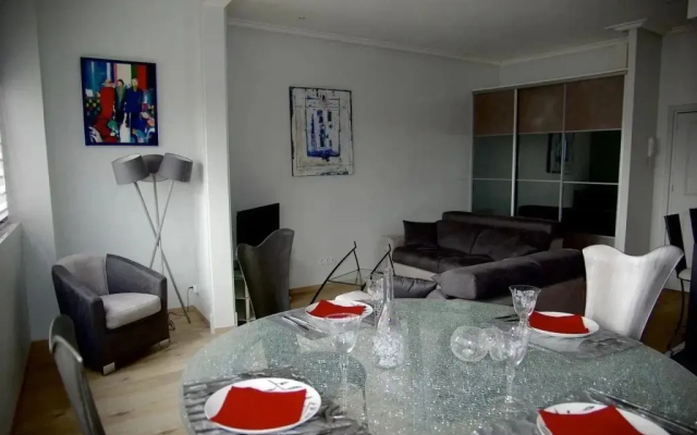 Luxurious 65M2 Appartment In Front Of The River