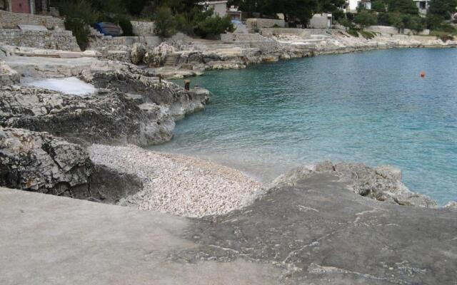 Apartments Otok