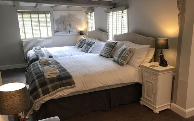 Old Thatch Bambers Green