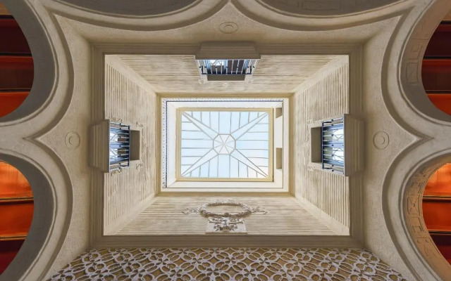 Casa de Triana Luxury Suites by Casa del Poeta