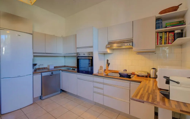 Blooming Villa Cos Lake View