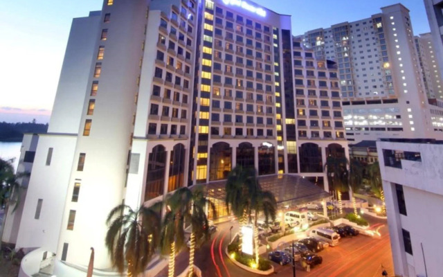 Grand Riverview Hotel