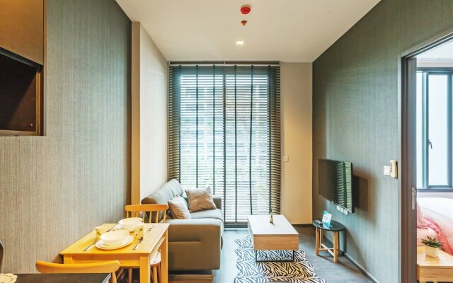 Modernism Asoke By Favstay