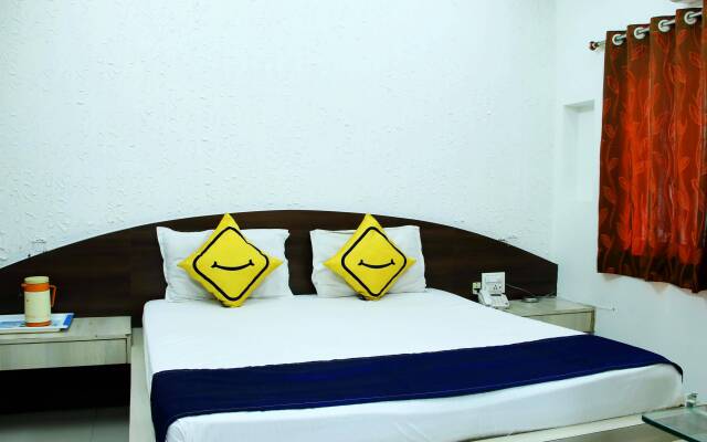 Vista Rooms At Nashik Road