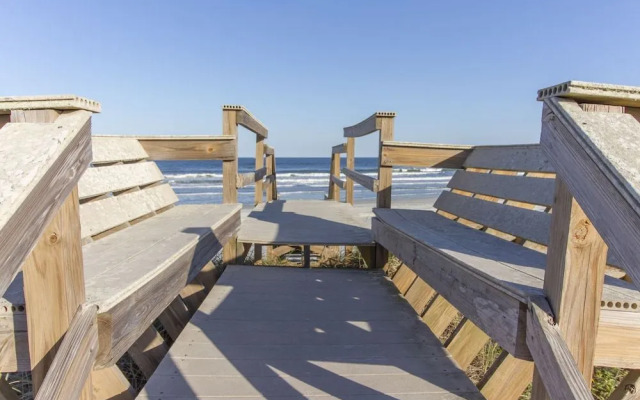 Hunters Haven by RedAwning