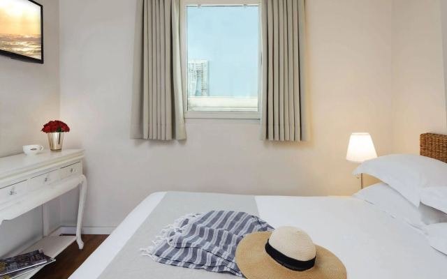 Dizengoff Suites Hotel