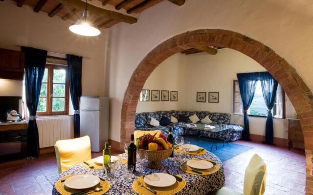 Appartamenti Villa e Fattoria di Radi Siena