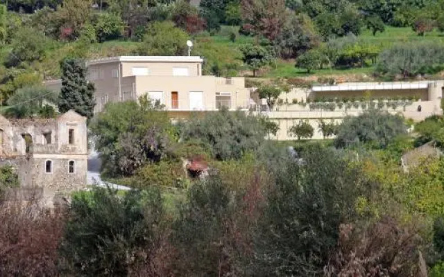 Sike Country House