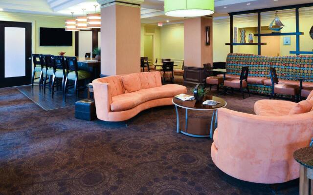 Hotel Alice At Atlantic Beach