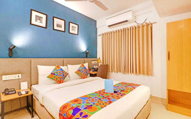 OYO Townhouse 696 Hotel Mayfair Tower