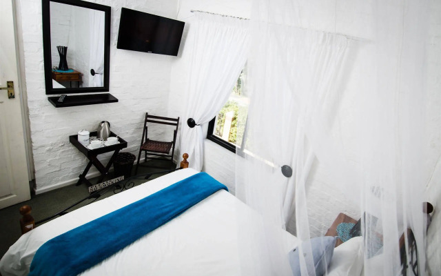 The Surf Shack - Backpackers/Hostel