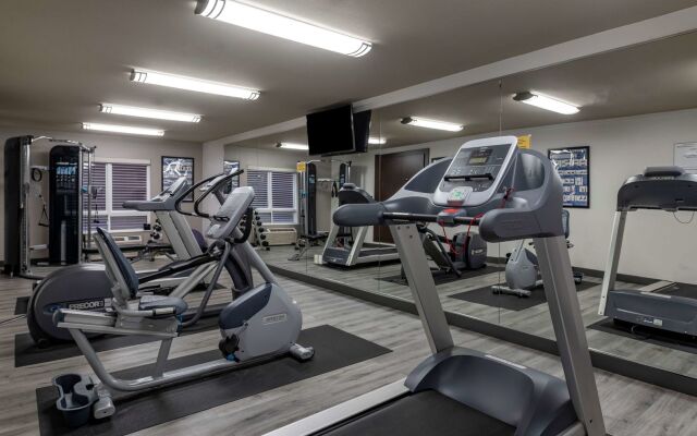 Best Western Plus Dartmouth Hotel & Suites