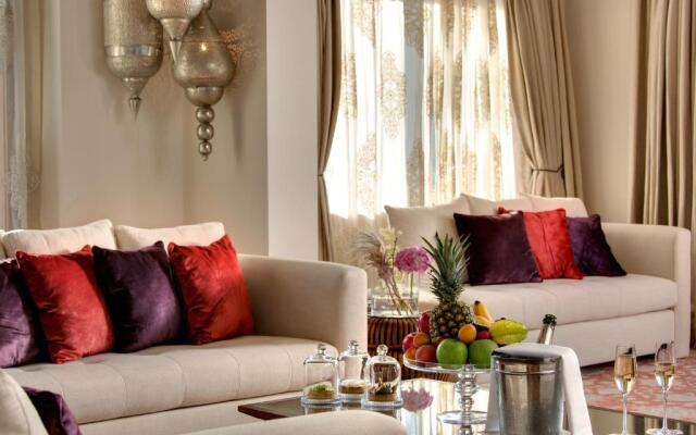 Tiara Yaktsa Côte d'Azur