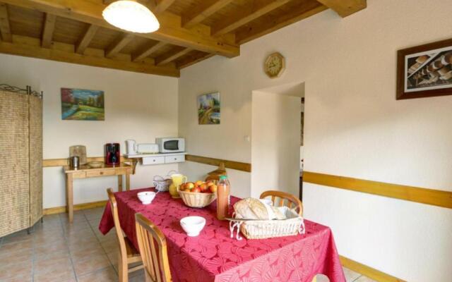 Gîte Les Salles, 4 pièces, 6 personnes - FR-1-496-225