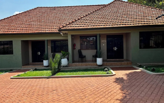 J & S Suites Kampala
