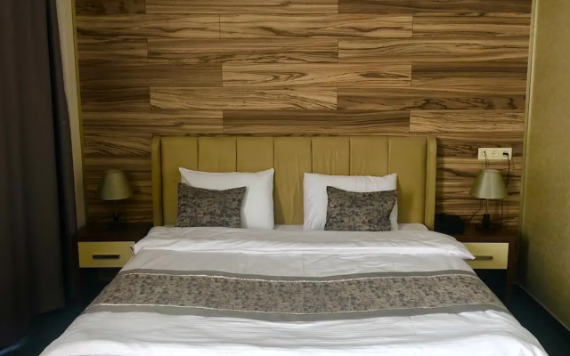 Tbili Hotel