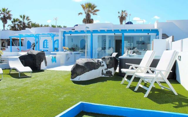 Villa Granada by Vacanzy Collection