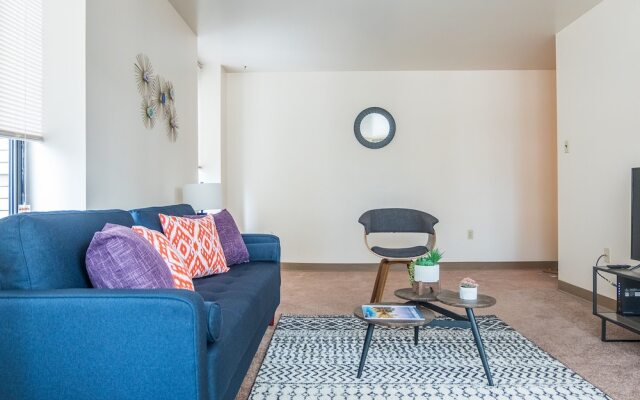 Stylish Apartments in Downtown
