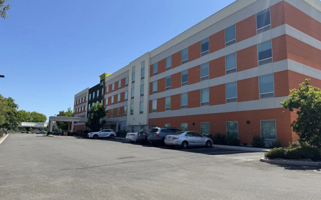 Home2 Suites by Hilton Hayward