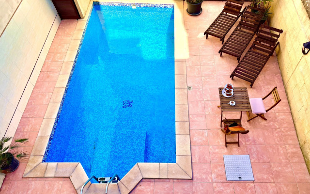 Grotto's Paradise B&B