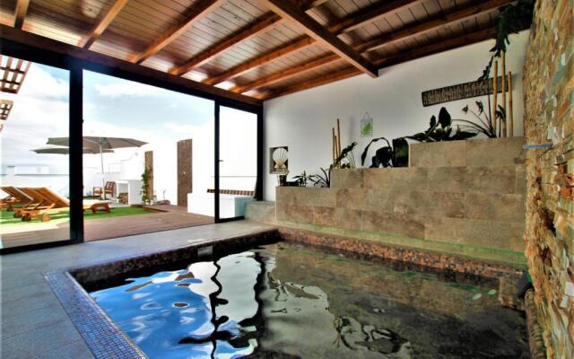Holiday House and Spa Lanzarote