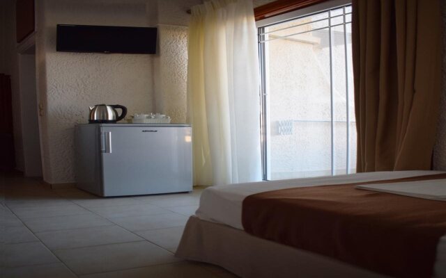 Altis Hotel