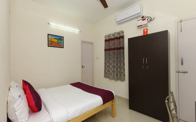 Olive Castles Inn by OYO Rooms