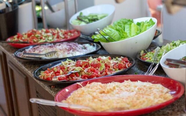 Santa Family Club Hotel