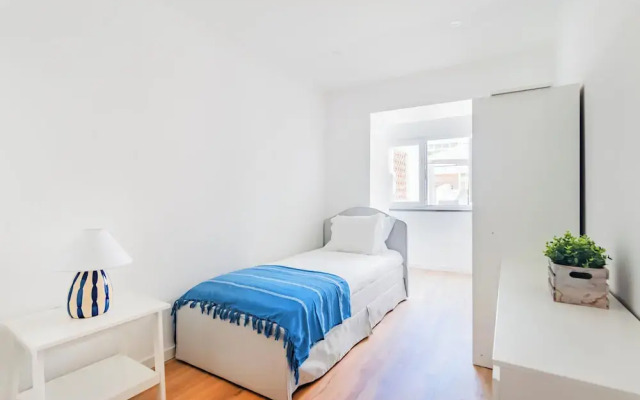 Seaside Modern Flat I Historical Cascais