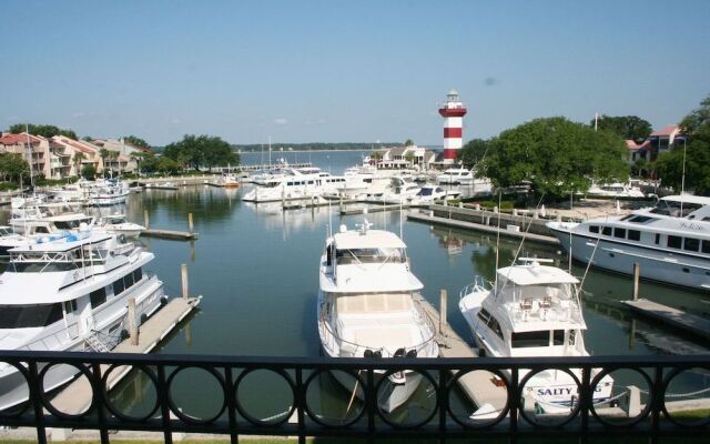 Schooner Court 704 by RedAwning