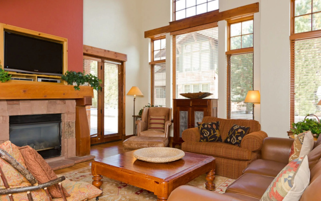 Lodges at Deer Valley