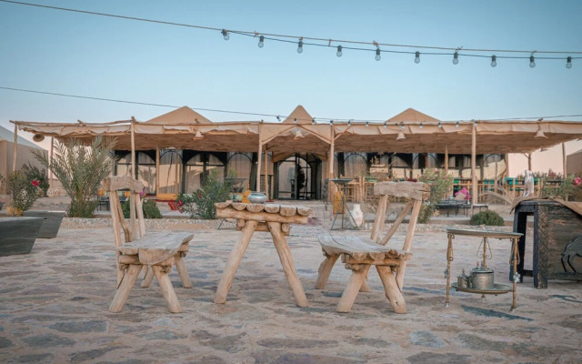 Imperial Glory Lodges