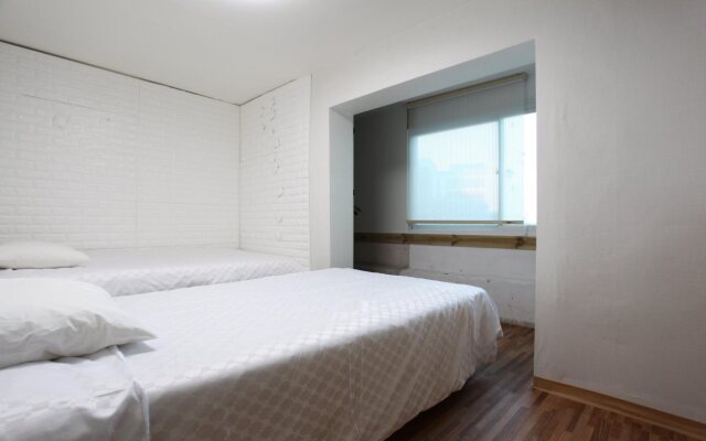 Hotel Grim in Dongdaemoon Seoul