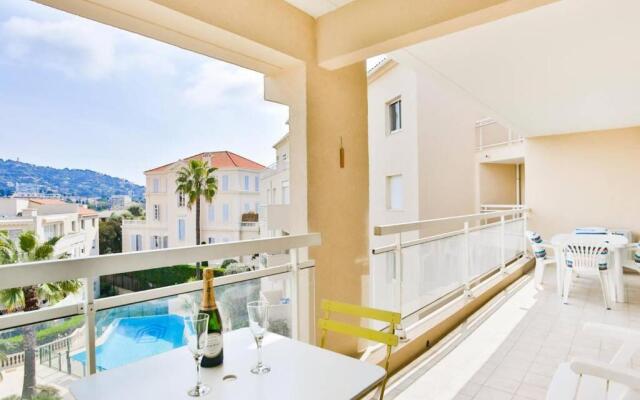 Bright One BDRM Apartment A/C-Swimming Pool/Congress by Olidesi