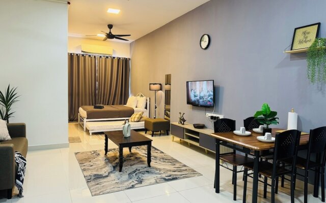 CoreSoho Suite by BKAstaycation KotaWarisan Sepang KLIA Airport, Free WiFi