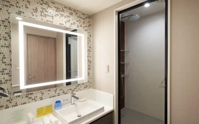 Holiday Inn & Suites Shin Osaka by IHG