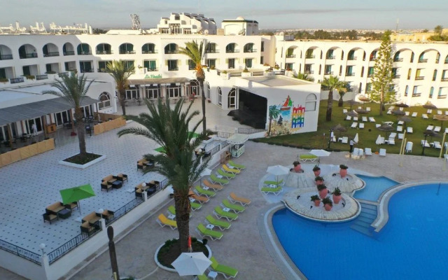 Le Soleil Bella Vista Resort