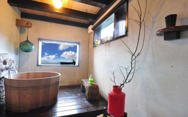 Sunny Room
