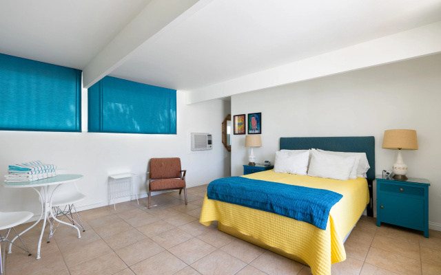Monkey Tree Hotel 12