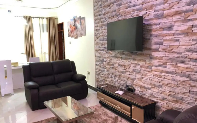 Lovely 2 Bed Apartment in Entebbe